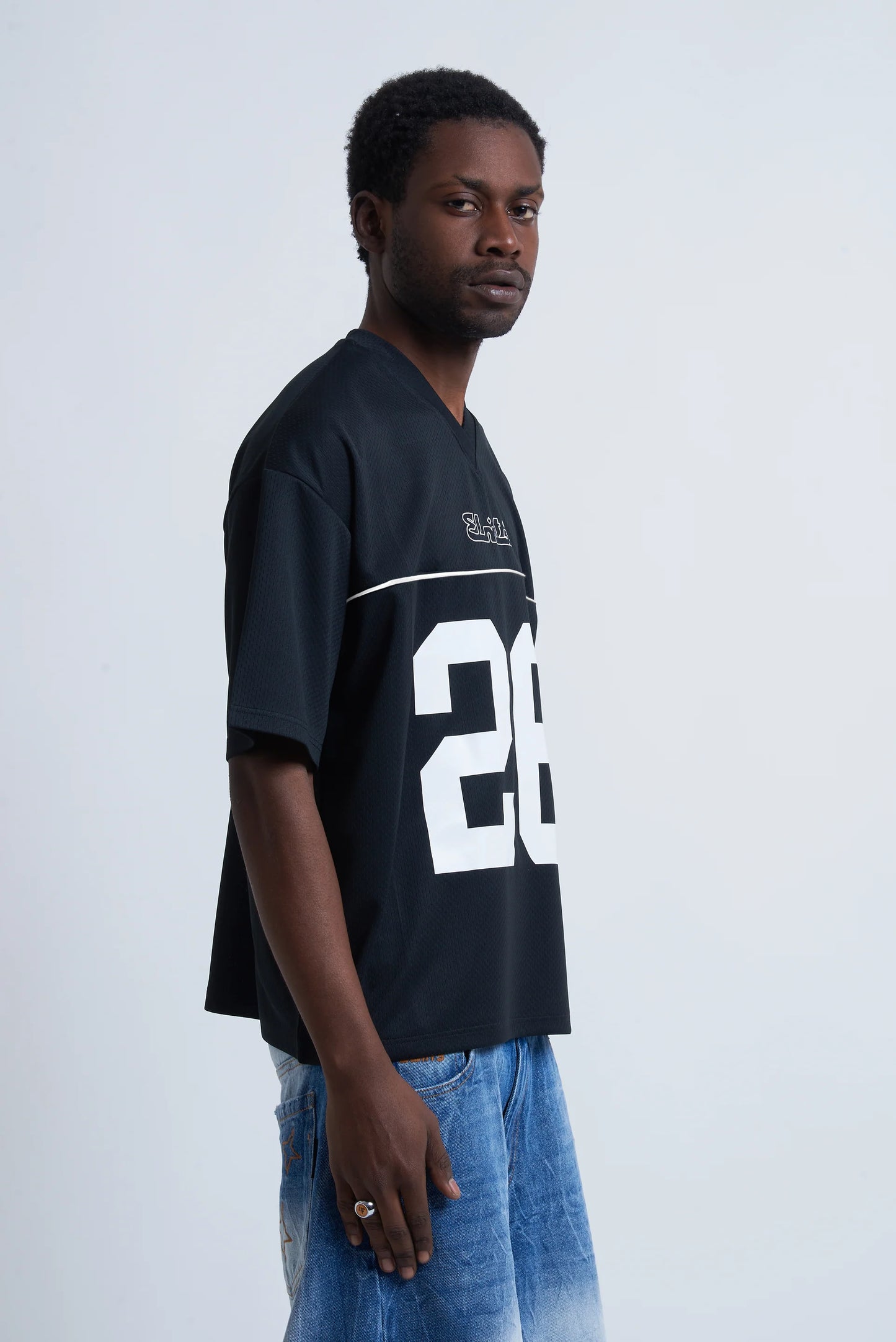 Hockey Tee Arabic Black