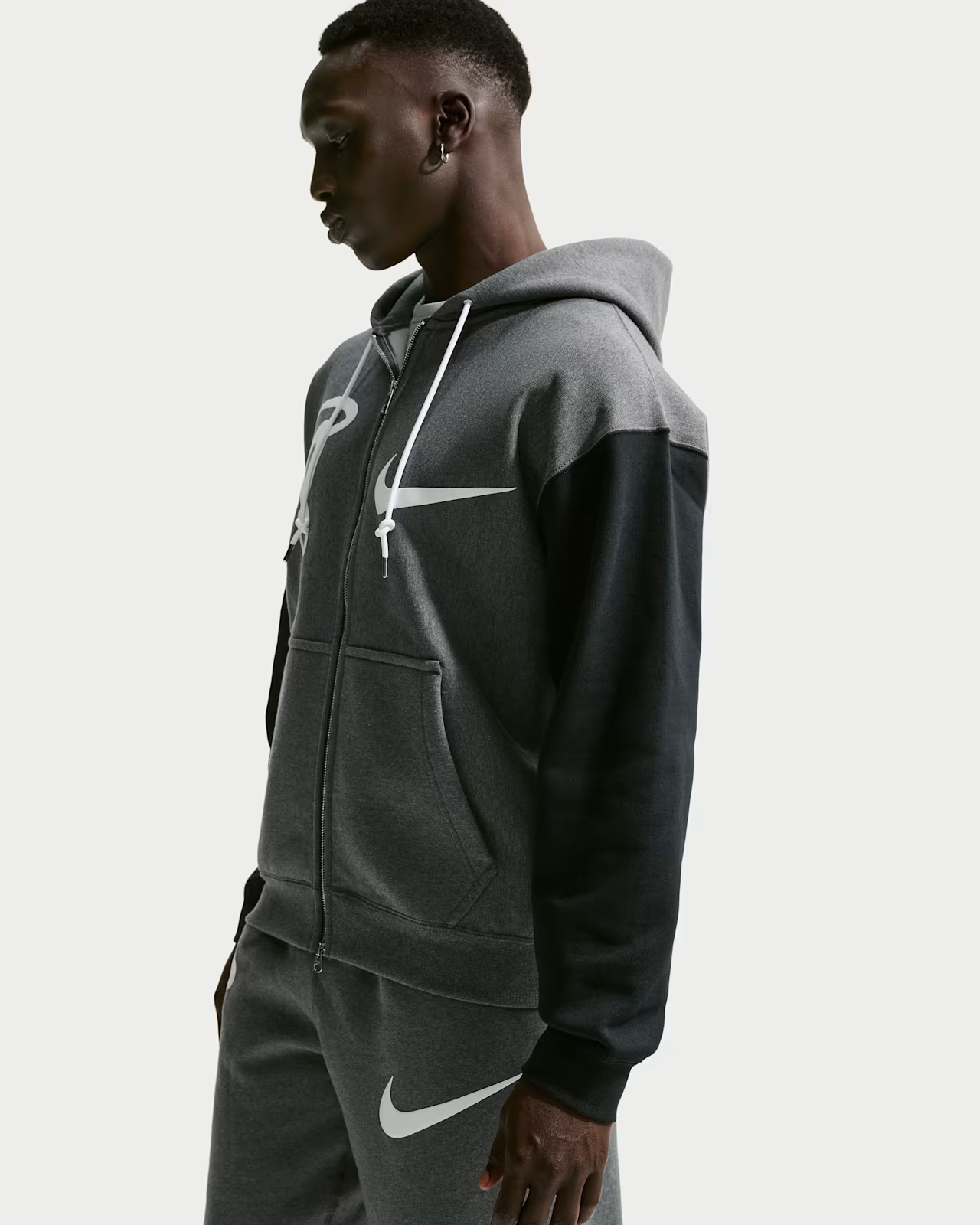 Nike Solo Swoosh x Syna Felpa in fleece con cappuccio