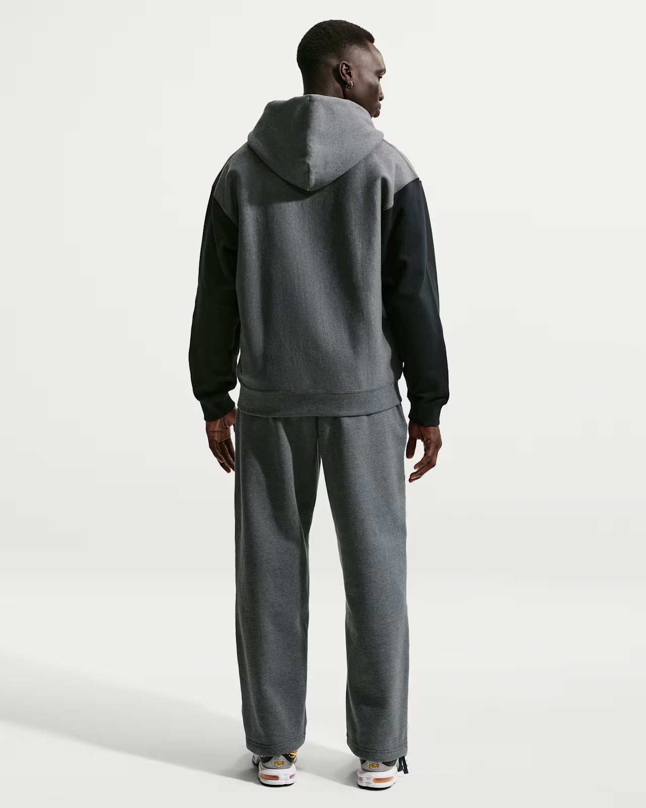 Nike Solo Swoosh x Syna Felpa in fleece con cappuccio